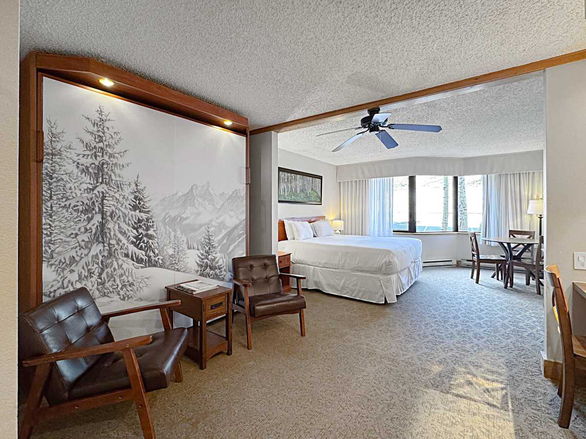 Newly Refreshed Grand Lodge Studio | Listed with @BookTraverse