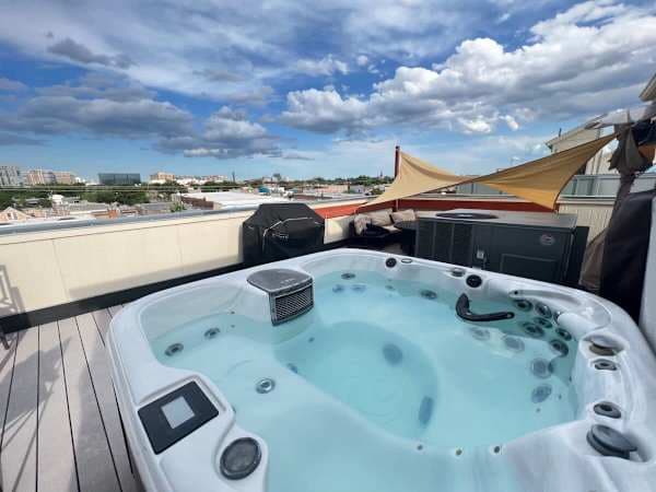 Rooftop hot tub