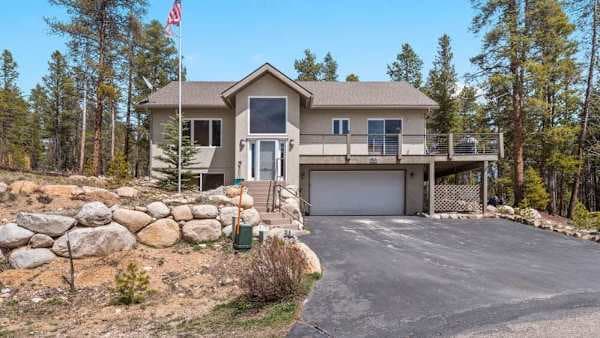 【Exterior】 Doc's Place — end of a quiet cul-de-sac, 15min to Ski Cooper