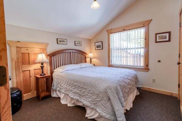Queen Bedroom 2
