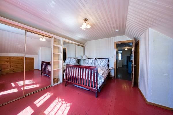 Third Bedroom- Queen