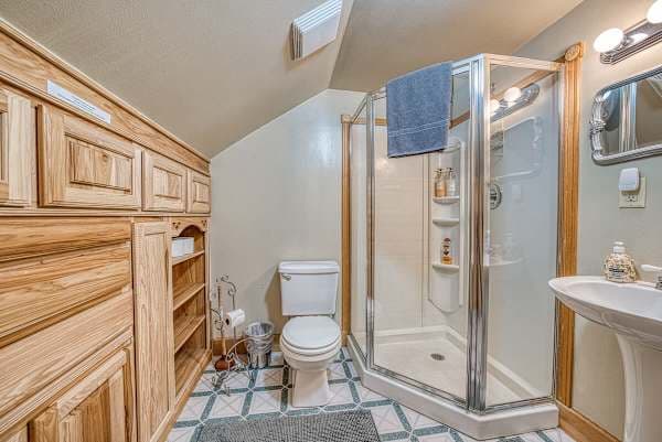 Upstairs Bathroom