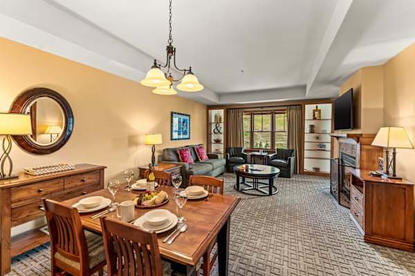 Spacious well designed space perfect for entertaining or relaxing | Listed with @BookTraverse