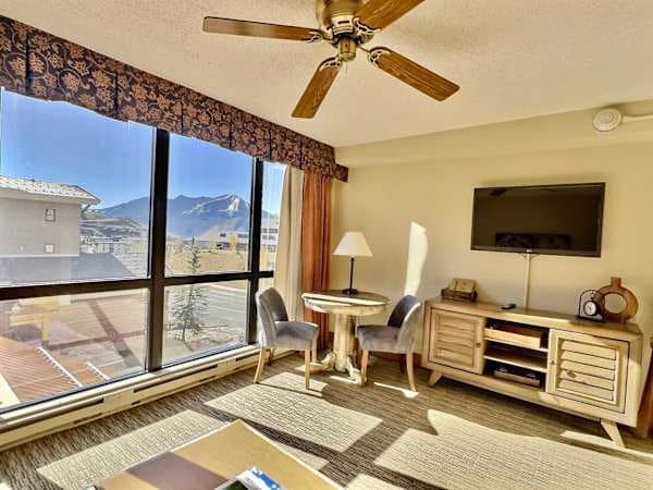 Abundant Natural Light to enjoy the mountain views | Listed with @BookTraverse