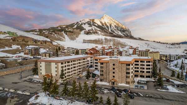 View of Grand Lodge | Listed with @BookTraverse