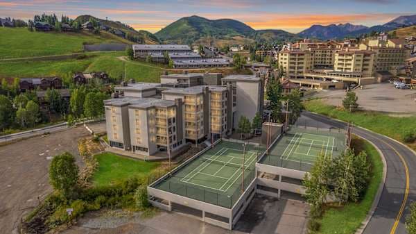 Perfectly Placed building for your mountain base camp! | Listed with @BookTraverse