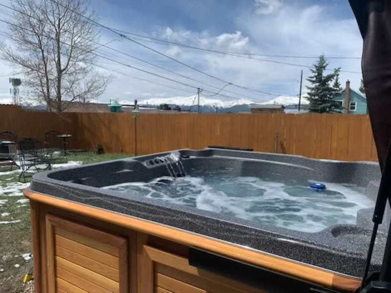 3BR + Hot Tub | Walk Harrison Ave | Dogs OK