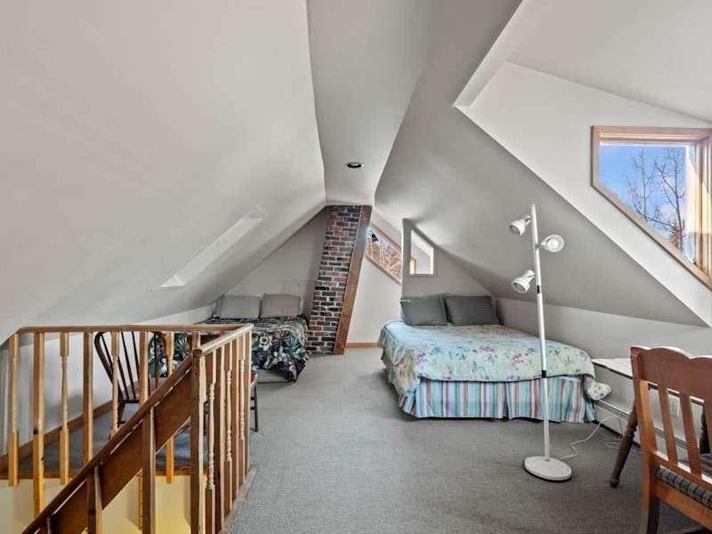 4BR w/ Jacuzzi, sleeps 10. Pets OK! Near Harrison