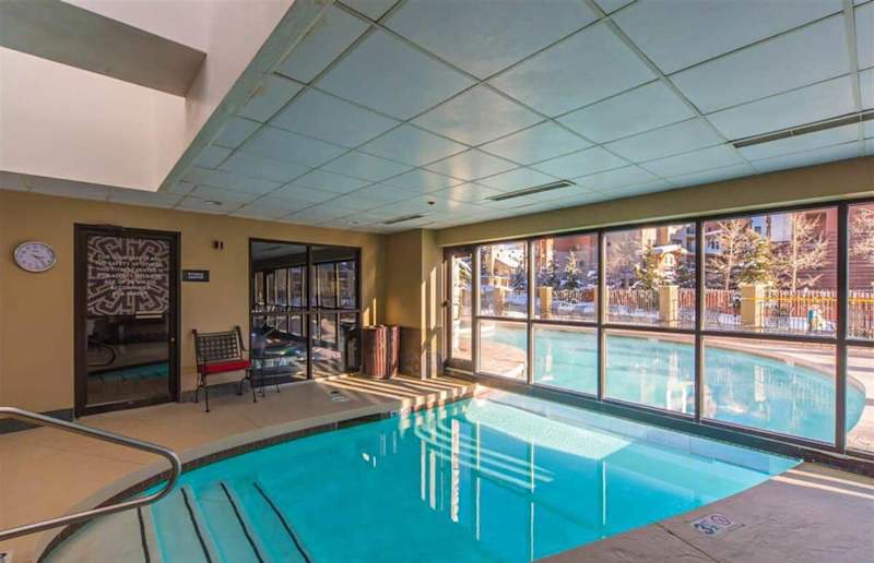 Pet-Friendly 1BR | Walk to Lifts | Pool, Hot Tub