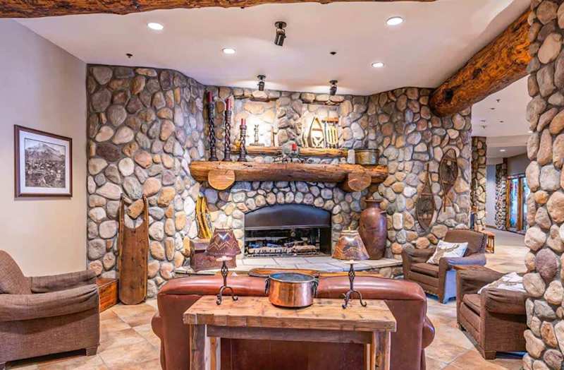 Pet-Friendly 1BR | Walk to Lifts | Pool, Hot Tub