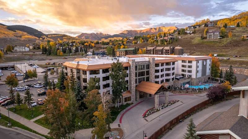 Grand Lodge Studio 412 — Pet-Friendly, Ski-In/Out Mt Crested Butte | Traverse