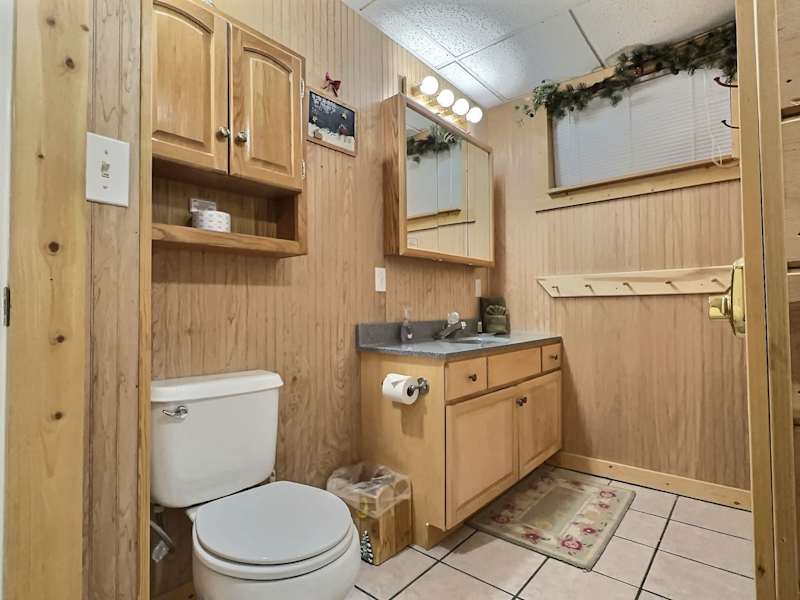 Mountain Log Home-Among Lodgepole Pines