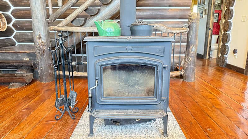 The Tennessee Pass A-frame Cabin — 9 Acres | Mt Elbert Views | Wood Stove | Sleeps 4