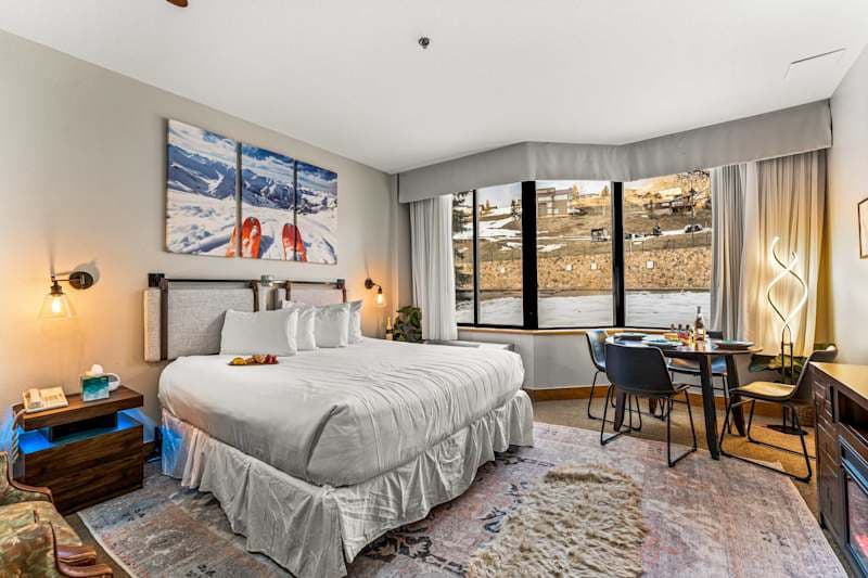 Grand Lodge Crested Butte — Pet Friendly Studio 107