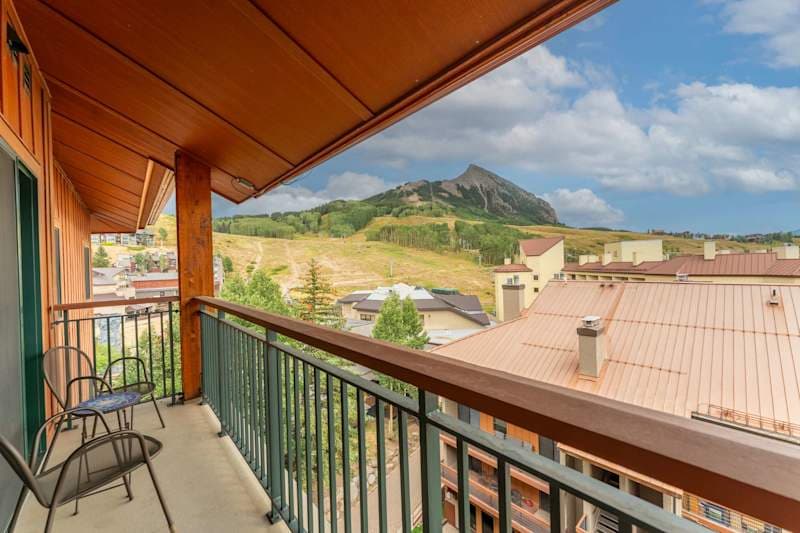 2 Bedroom, 3 Bath, Amazing view, Base Area Luxury