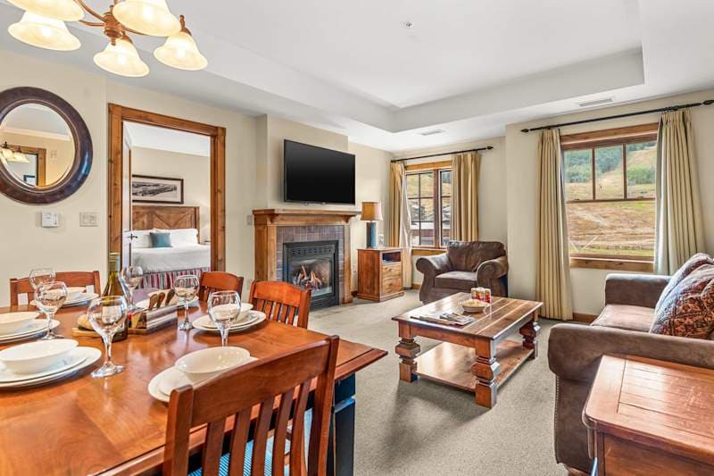 1BR Ski-In/Out | Best Views | A/C | 2 Baths
