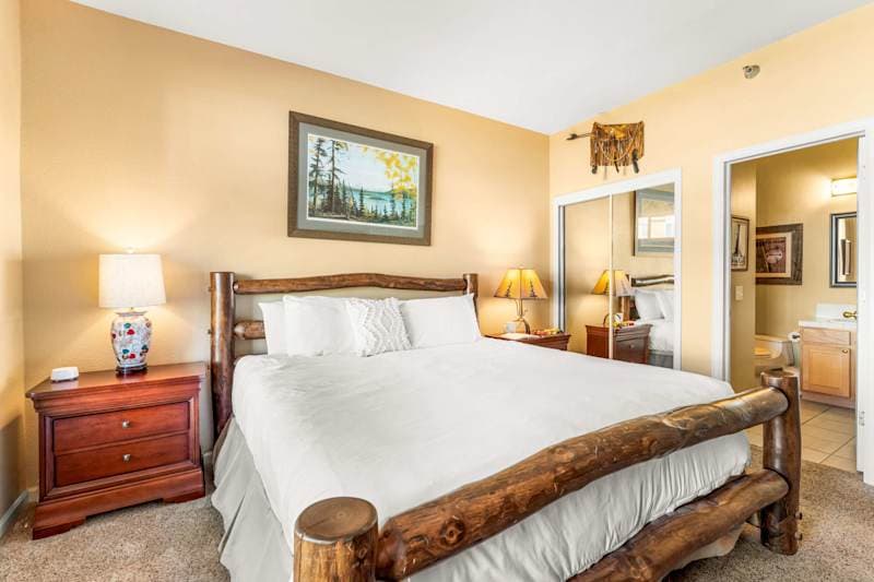 Lakefront Condo w/ EV Charger & Hot Tub Access
