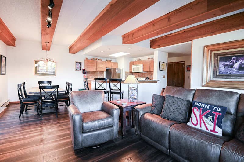 The Plaza 536 — 2BR Condo with Pickleball