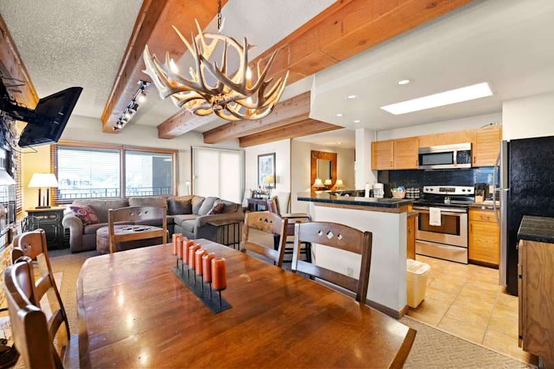 Plaza at Woodcreek 431 - 2BR Ski Condo with Hot Tub & Sauna