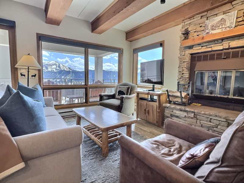 The Plaza 336 — Walk to Crested Butte Lifts & 2 Hot Tubs
