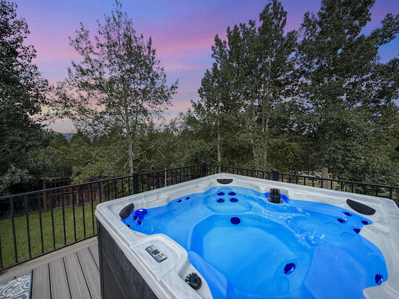 602 West 8th — Leadville 4BR with Hot Tub